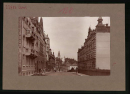 Fotografie Brück & Sohn Meissen, Ansicht Adorf I. V., Bismarckstrasse Mit Buchhandlung & Wohnhäusern  - Places