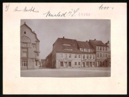 Fotografie Brück & Sohn Meissen, Ansicht Neustadt I. Sa., Marktplatz Mit Papierhandlung Missbach & Laden Von R. Pusch  - Lieux