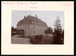 Fotografie Brück & Sohn Meissen, Ansicht Freiberg / Sachsen, Verwaltungsgebäude Kgl. Garnision-Lazarett  - Places