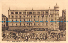 R101535 Blankenberghe. La Plage Devant Le Bristol Hotel. Het Strand Voor Bristol - Monde