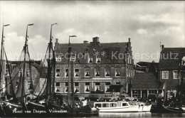72490851 Volendam Hotel Van Diepen Fischkuter Motorboot Volendam - Altri & Non Classificati