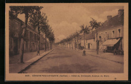 CPA Cérans Foulletourte, Hotel Du Croissant, Avenue Du Mans  - Le Mans