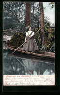 AK Frau In Spreewälder Tracht In Einem Spreewald-Kahn  - Costumes