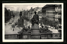 AK Prag, Der Wenzelsplatz Mit Strassenbahn Aus Der Vogelschau  - Tranvía