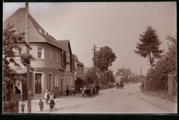 Fotografie Brück & Sohn Meissen, Ansicht Wilthen I. Sa., Strassenpartie Im Ort Am Gasthof Zur Erholung  - Orte