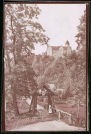 Fotografie Brück & Sohn Meissen, Ansicht Rochsburg, Partie Am Schwankenen Steeg Mit Blick Zum Schloss  - Places