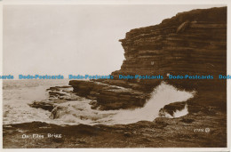 R102257 On Filey. Brigg. Valentine. No 67910. RP - Monde