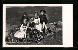 AK Kinder In Den Bergen In Bregenzer Wälder Trachten  - Non Classés