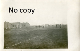 CARTE PHOTO FRANCAISE 53e DI - MATCH DE FOOTBALL A ROYALLIEU - COMPIEGNE EN 1916 OISE - GUERRE 1914 1918 - War 1914-18