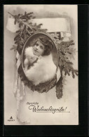 Foto-AK Photochemie Berlin Nr. 4609-1: Herzliche Weihnachtsgrüsse, Frau Im Weissen Pelzmantel Von Nadelzweigen Umgeben  - Photographs