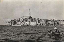 72486508 Rovinj Istrien Blick Vom Meer Auf Die Stadt Croatia - Croazia