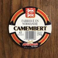 Fabrique En Normandie Camembert - Paturages - Autres & Non Classés