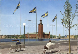 72482983 Stockholm Stadshuset Fran Riddarholmen Rathaus Schwedische Flagge  - Schweden