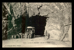 26 - LE COL DU ROUSSET - AUTOMOBILE ANCIENNE IMMATRICULEE 245 A-A A L'ENTREE DU TUNNEL - Autres & Non Classés