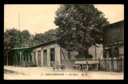 68 - NEUF-BRISACH - LA GARE DE CHEMIN DE FER DE NEUF-BRISACH VILLE VUE DES VOIES - Neuf Brisach