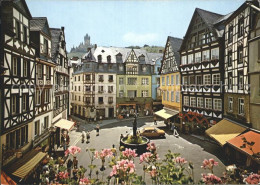 72238865 Cochem Mosel Marktplatz Mit St. Martinsbrunnen Und Burg Cochem - Cochem