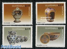Guatemala 2005 Ceramics 4v, Mint NH, Art - Art & Antique Objects - Ceramics - Porzellan