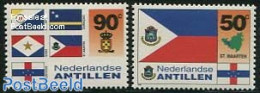 Netherlands Antilles 1995 Flags 2v, Red/blue In St Martin Flag Exchanged, Mint NH, History - Various - Flags - Errors,.. - Errores En Los Sellos