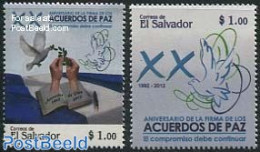 El Salvador 2012 Peace Treaty 2v, Mint NH, History - Nature - Peace - Birds - Salvador