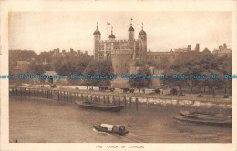 R103564 The Tower Of London. F. W. Woolworth - Other & Unclassified