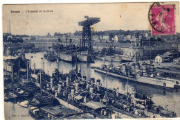 Brest L'arsenal Et La Grue - Brest