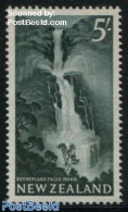 New Zealand 1960 5Sh, Stamp Out Of Set, Mint NH, Nature - Water, Dams & Falls - Ongebruikt