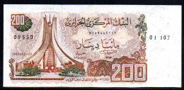 681-Algérie 200 Dinars 1983 01-107 - Argelia