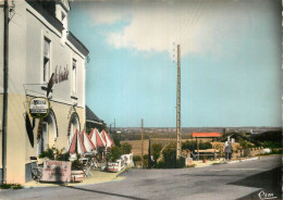 LA HAIE LONGUE à SAINT AUBIN De LUIGNE . Carfé Resaturant LA CORNICHE . Les Terrasses - Autres & Non Classés