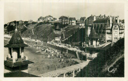 GRANVILLE . La Plage Vue Du Casino . - Granville