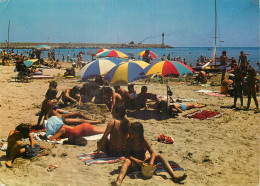 PORT LA NOUVELLE . La Plage Et Ses Palisirs . - Port La Nouvelle