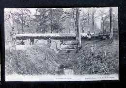 Cp, Militaria, Guerre 1914-18, Tranchées En Forêt, Animée, écrite 1915 - War 1914-18