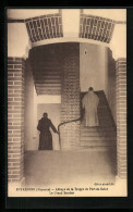 CPA Entrammes, Abbaye De La Trappe De Port-du-Salut, Le Grand Escalier  - Entrammes