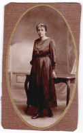 CARTE CDV - Portrait D'une Jolie Jeune Femme à Identifier - Tirage Aluminé 19 ème - Taille 63 X 104 - - Anciennes (Av. 1900)