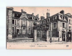 LISIEUX : L'hôtel De Ville - état - Lisieux