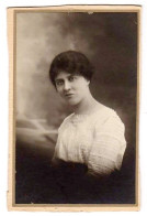 CARTE CDV - Portrait D'une Femme à Identifier - Tirage Aluminé 19 ème - Taille 63 X 104 - Alte (vor 1900)