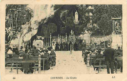 65 - Lourdes - Ville Connue Pour Son Pèlerinage Chrétien - CPA - Voir Scans Recto-Verso - Lourdes