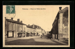 CPA Thénezay, Place De L`Hôtel-de-Ville  - Otros & Sin Clasificación