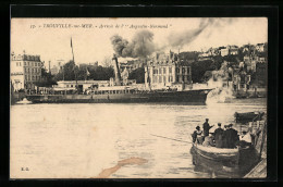 CPA Trouville-sur-Mer, Arrivée De L`Augustin-Normand  - Trouville