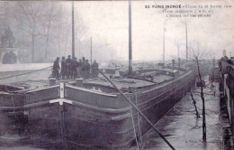 75 - PARIS Inondé - L Anxiété Sur Une Péniche - Le 28 Janvier 1910 - Überschwemmung 1910