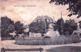 19 - Correze -  BRIVE -  Place Champanatier - Brive La Gaillarde