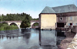 86 - Vienne - SAINT PIERRE De MAILLE - Le Moulin Et Le Pont Sur La Gartempe - Autres & Non Classés