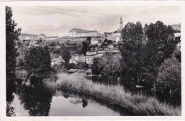 86 - Vienne - POITIERS - L école D Artillerie Et Notre Dame Des Dunes Sur Le Clain - Poitiers