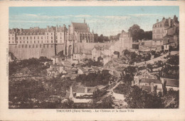 Thouars Le Chateau Et La Basse Ville - Thouars