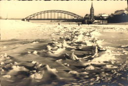 Photo CPA Rinteln An Der Weser, Brücke, Kirche, Winter, Zugefrorenes Wasser - Autres & Non Classés