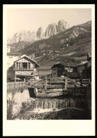 Foto Unbekannter Fotograf, Ansicht Campitello Di Fassa / Südtirol, Blick In Den Ort Mit Bergen  - Lieux