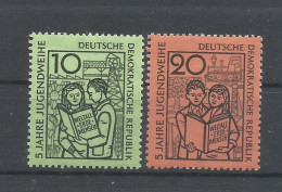 ALEMANIA  ORIENTAL   YVERT  395/96     MNH ** - Unused Stamps