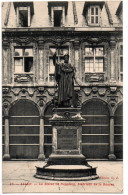 Nord , Lille , La Statue De Napoléon Intérieur De La Bourse - Lille