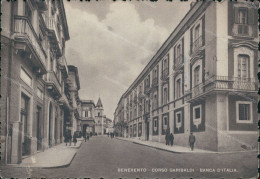 Cr586  Cartolina Benevento Citta' Corso Garibaldi Banca D'italia 1941 - Benevento