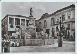 Cr588  Cartolina Benevento Citta' Piazza Orsini 1935 - Benevento