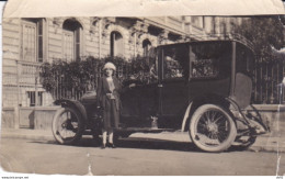 ALPES MARITIMES NICE VOITURE HISPANO SUIZA TYPE 30 ET SA CONDUCTRICE CIRCA 1920 - Coches